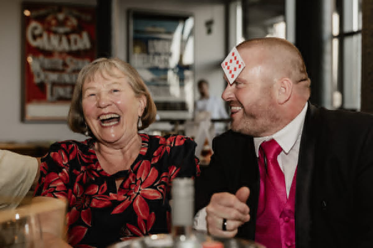 Paul Grundle performing magic